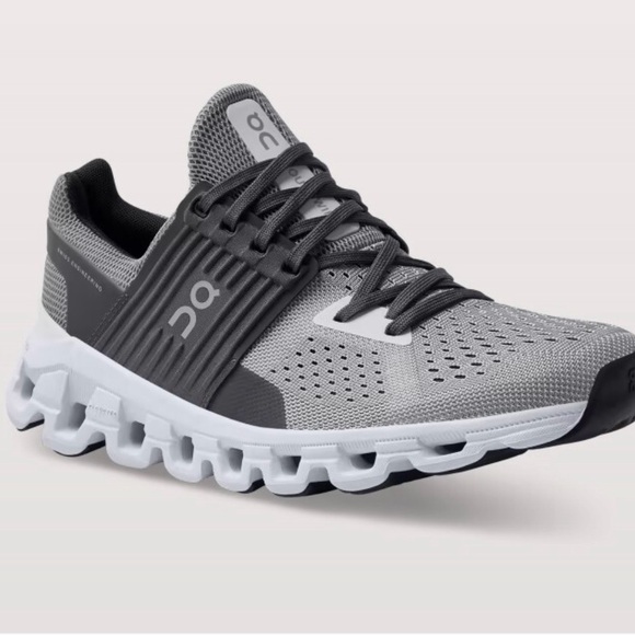 ONCloudSwift- Running Gray Athletic Shoes - Picture 1 of 2